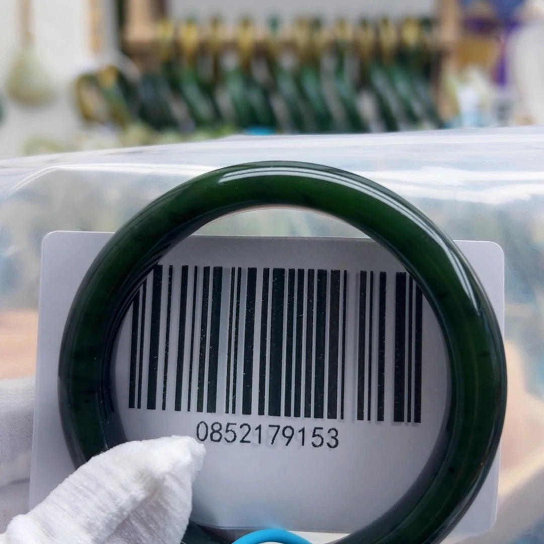 和田玉（糖玉）未镶嵌手镯