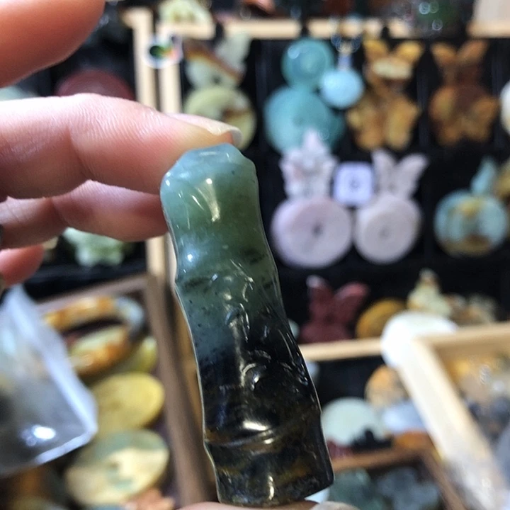 岫玉未镶嵌岫玉挂件