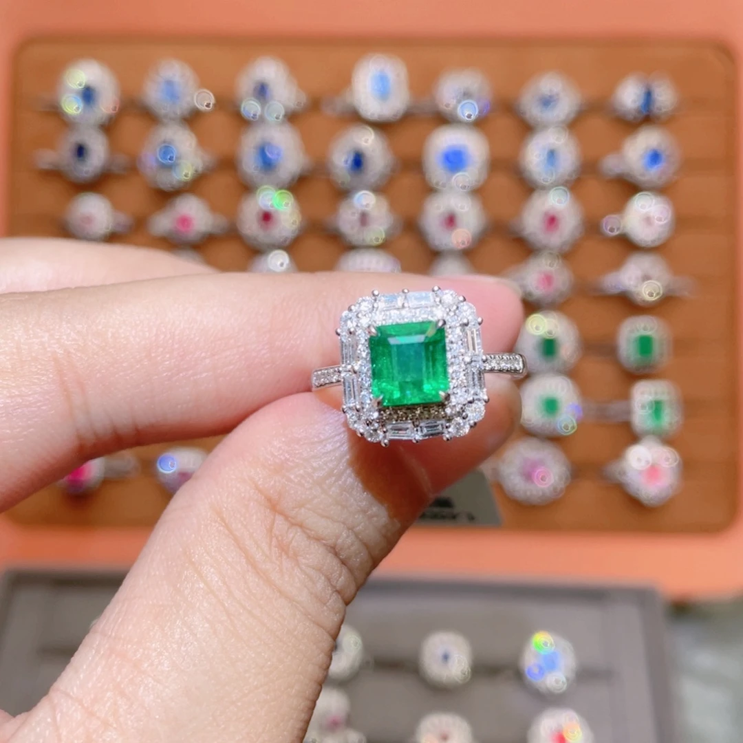 戒指祖母绿18K金镶嵌1.45ct