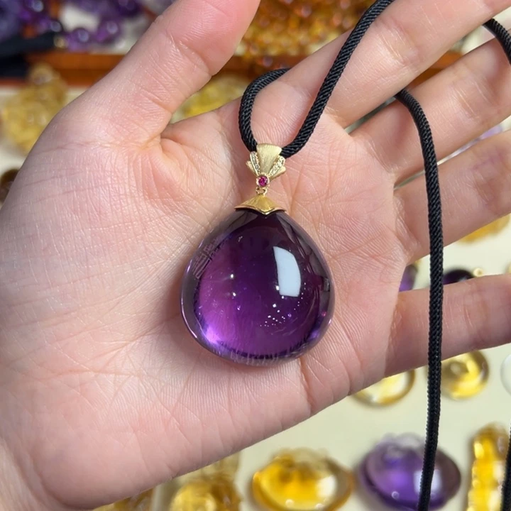 水晶吊坠(赠链)18K金镶嵌最***离