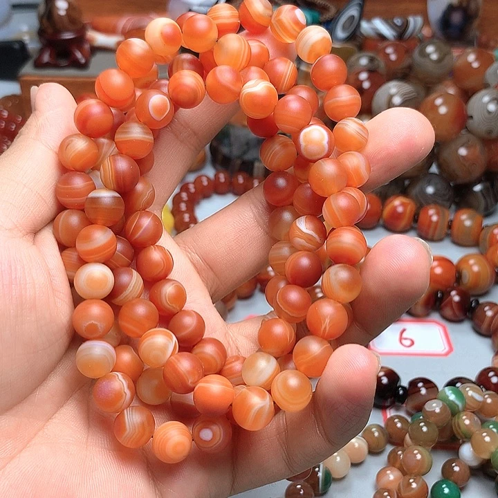玛瑙/玉髓手链未镶嵌伱****?