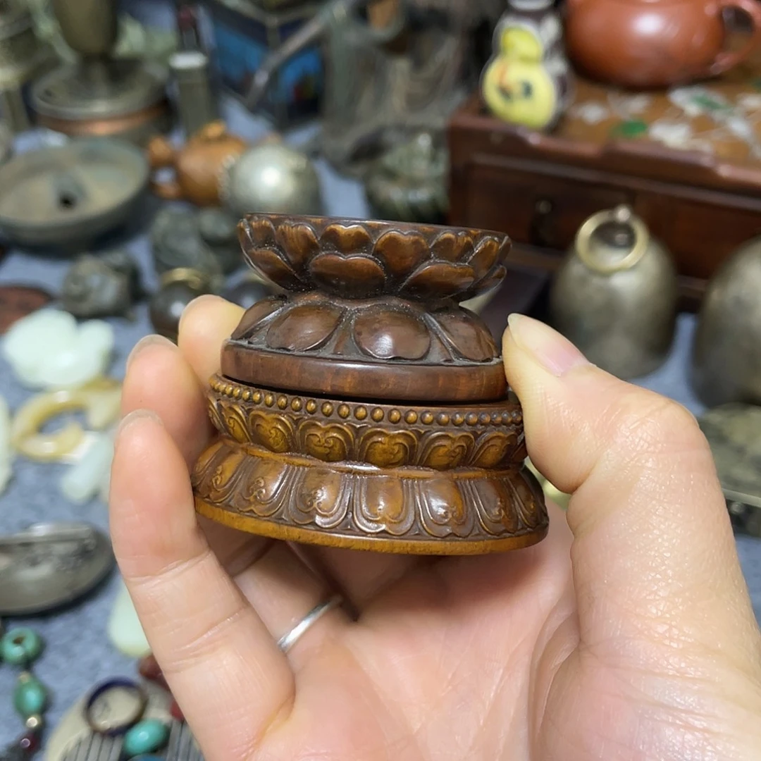 遇****铜摆件一个小物件。