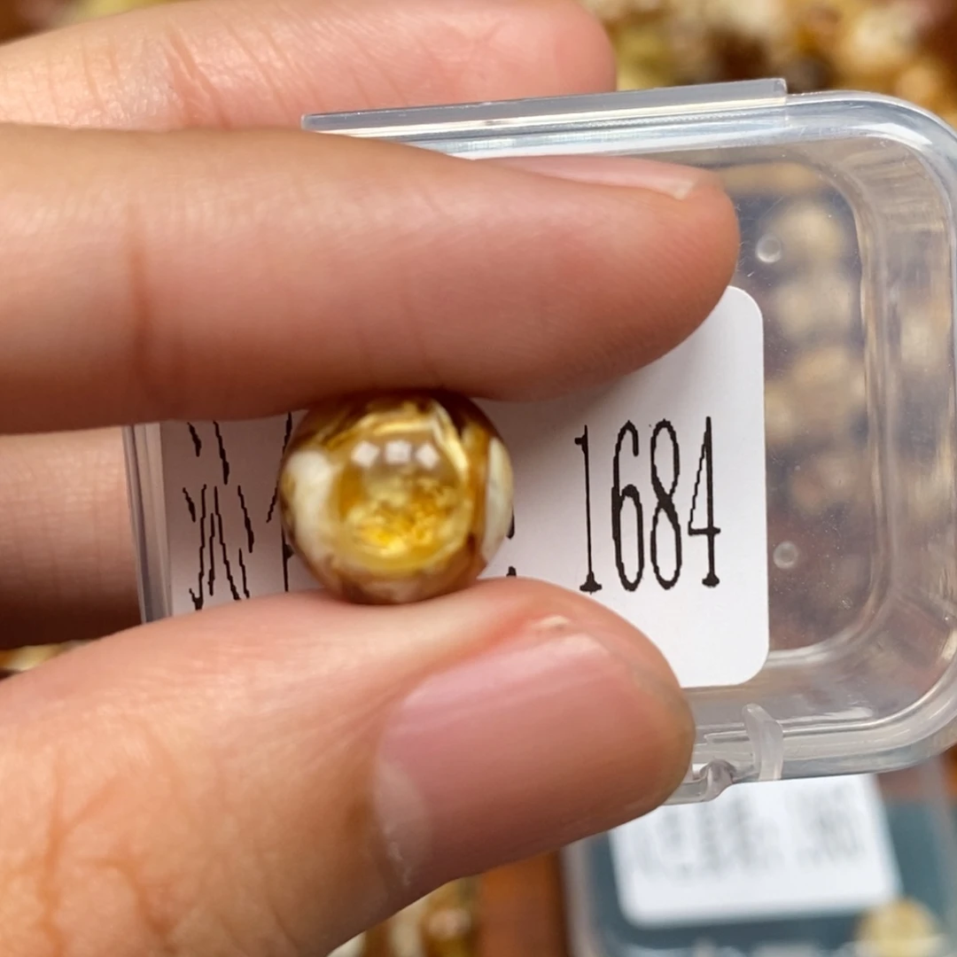 把件猴头核桃沁色圆珠老型1684