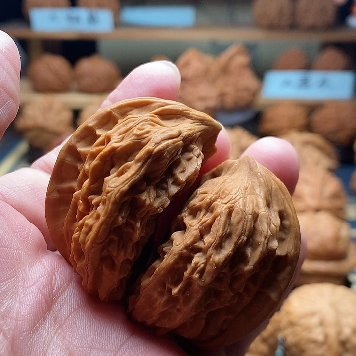 文玩核桃吊坠公子帽半壁