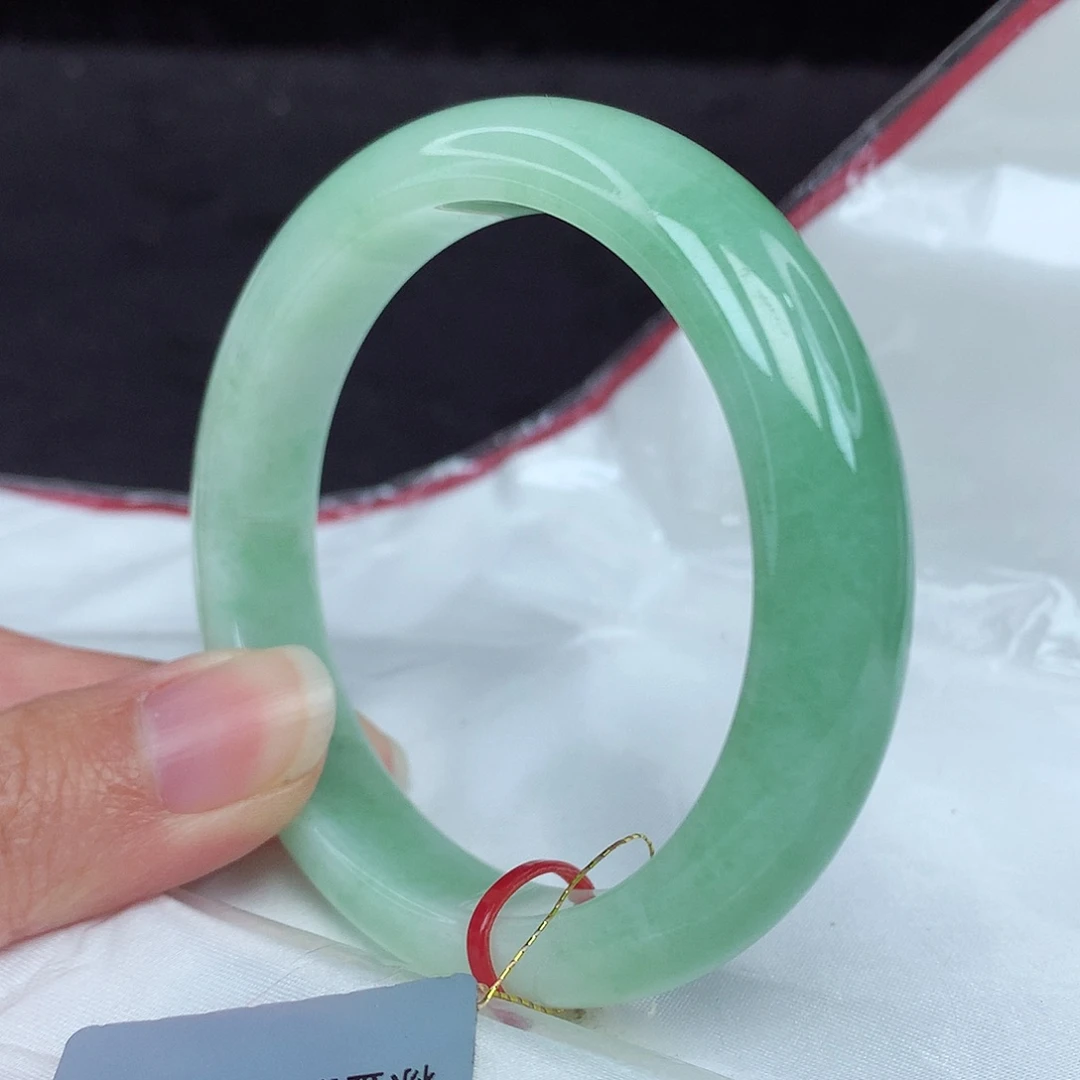 翡翠手镯未镶嵌54圈2759