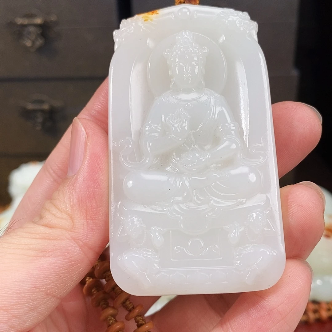 颈饰未镶嵌和田玉