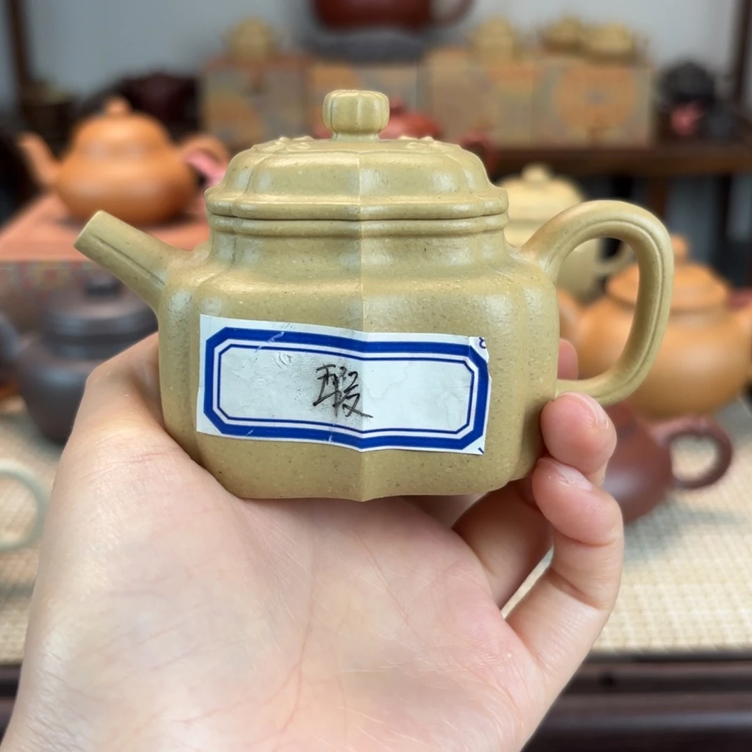 茶壶紫砂諶*笙新号开播，攒人气