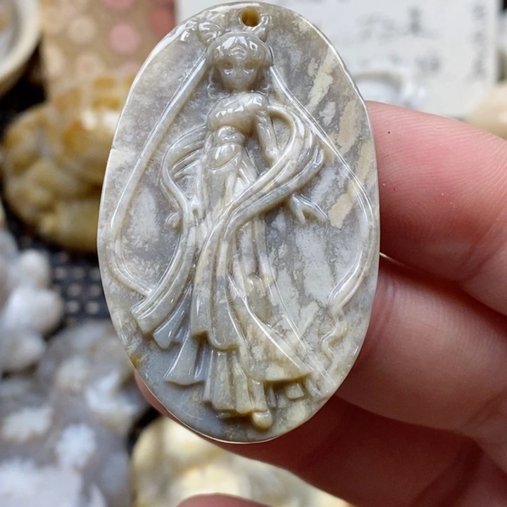 颈饰未镶嵌硅化珊瑚（珊瑚玉）有瑕 小