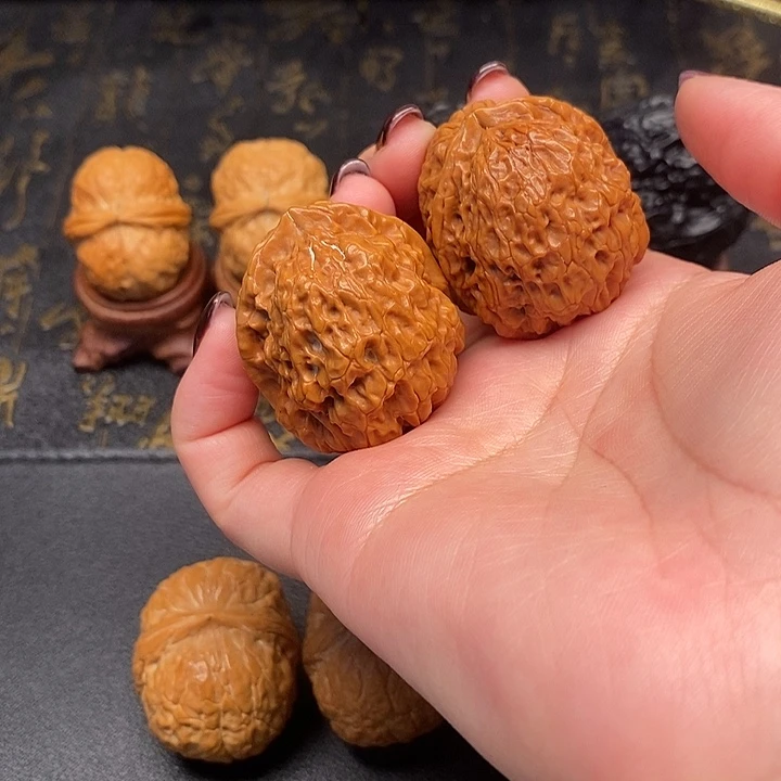 文玩核桃吊坠百花绣球38