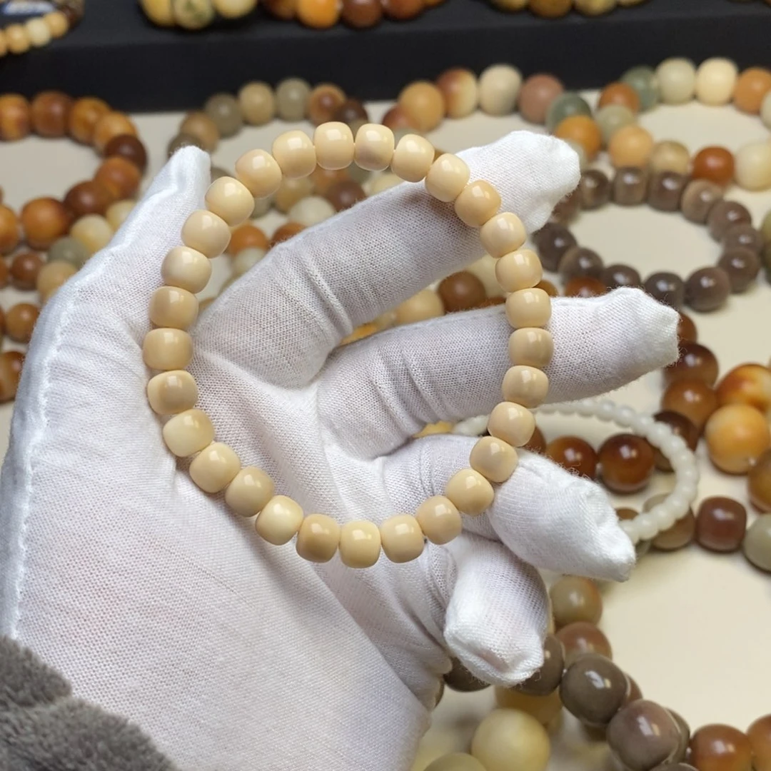 菩提根/象牙果手串卡8mm白玉菩提三花