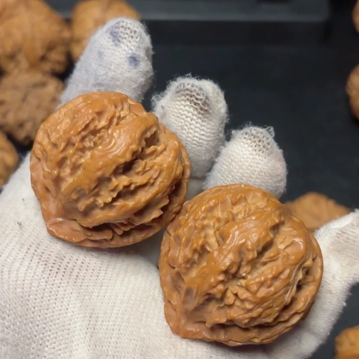 文玩核桃吊坠休**钓秦岭灯笼58