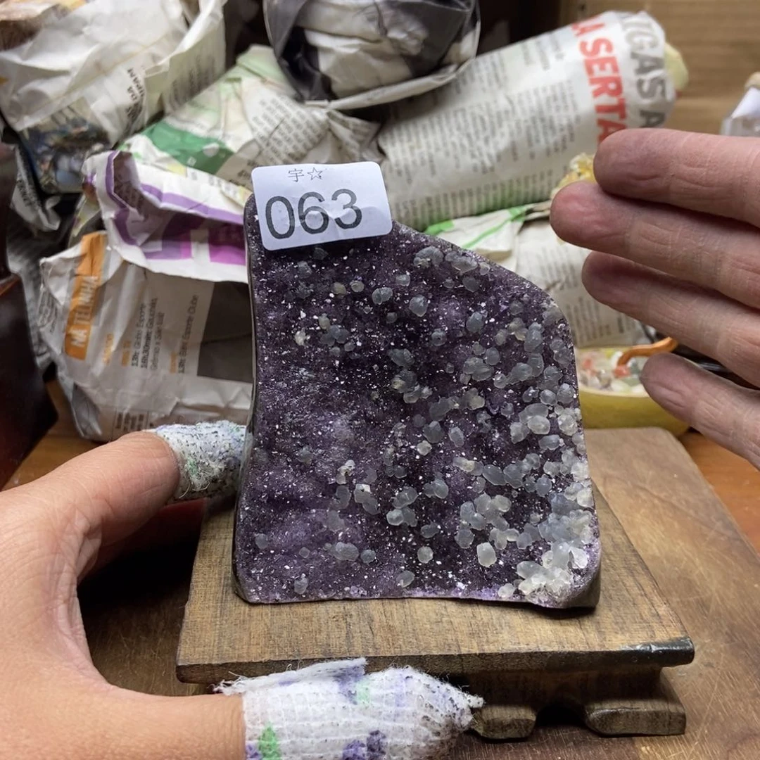 紫晶天然水晶摆件未镶嵌