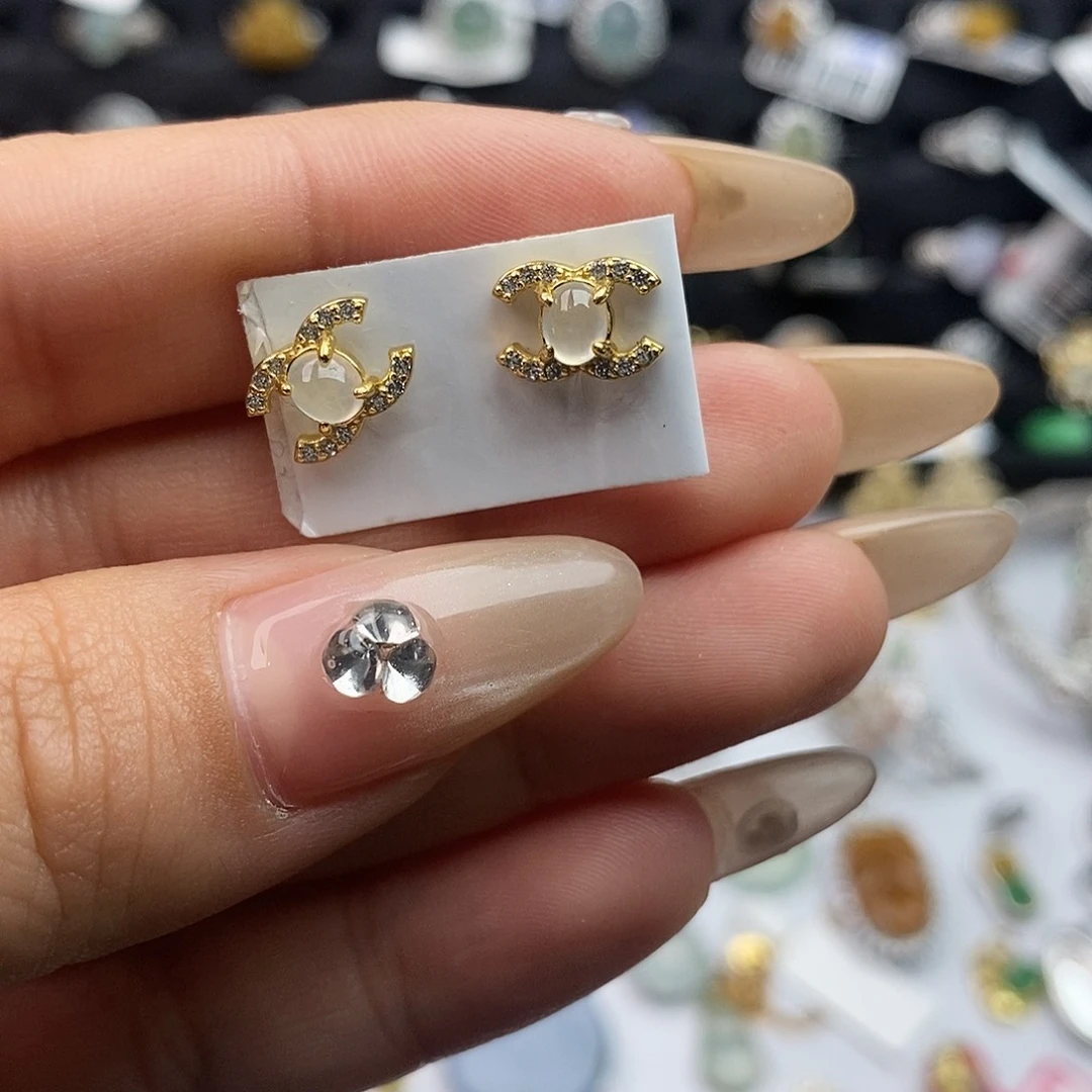 翡翠未镶嵌戒指翡翠