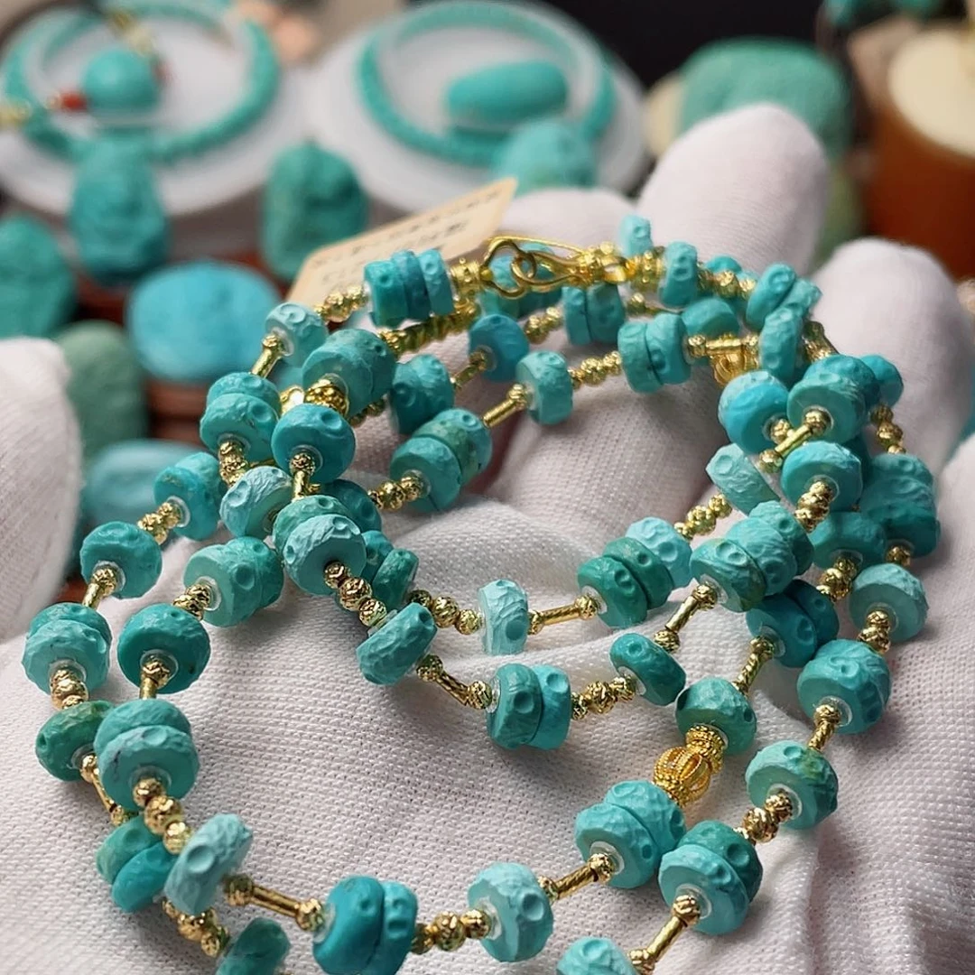 绿松石珠宝奇石18K金镶嵌