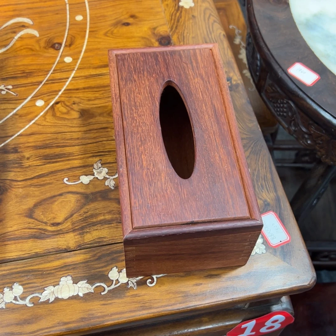 木红木抽纸盒子。as