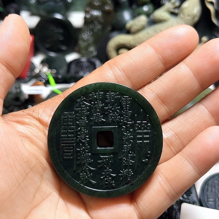 *****蛇纹石玉未镶嵌颈饰