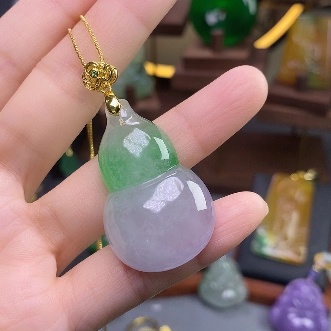 吊坠(赠链)未镶嵌翡翠