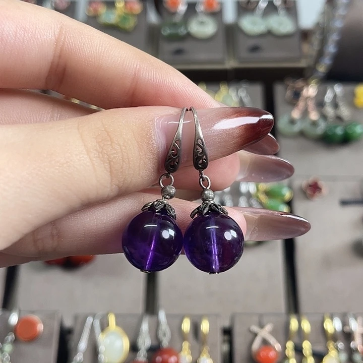 紫晶银S925镶嵌耳饰12左右