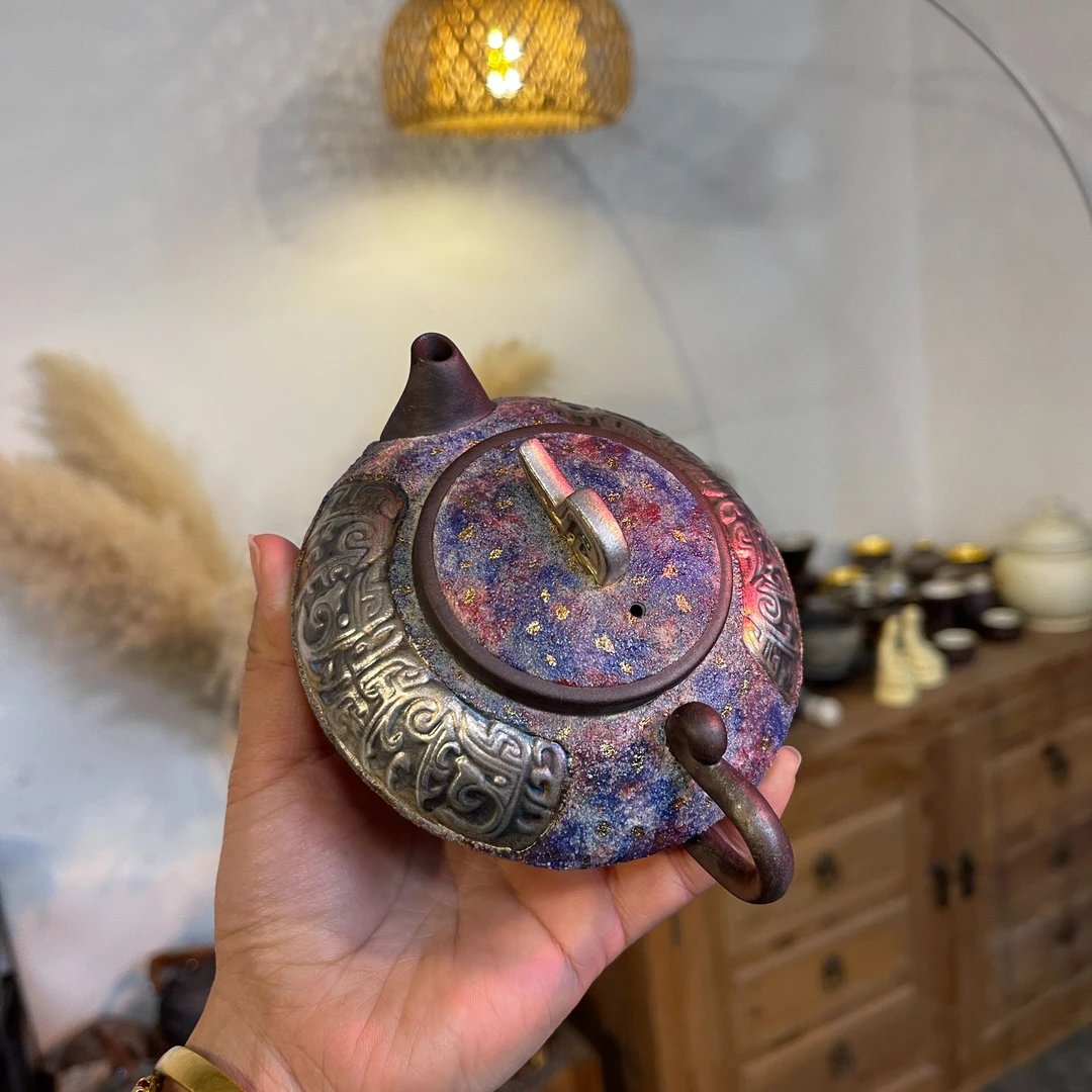 当代 慢山七彩原矿饕餮壶