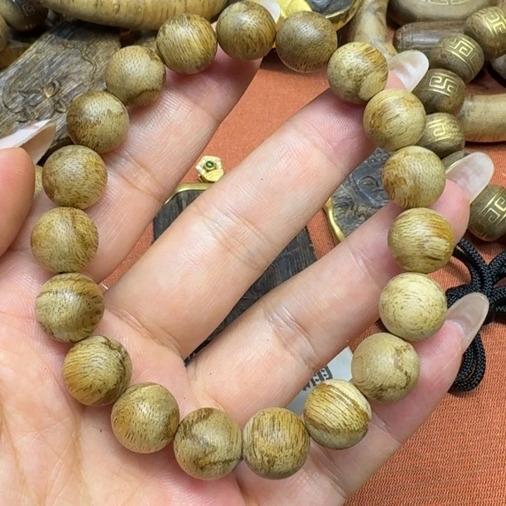大叶紫檀（黑酸枝木类）