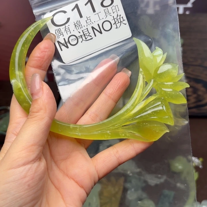 蛇纹石玉发饰合金冷*