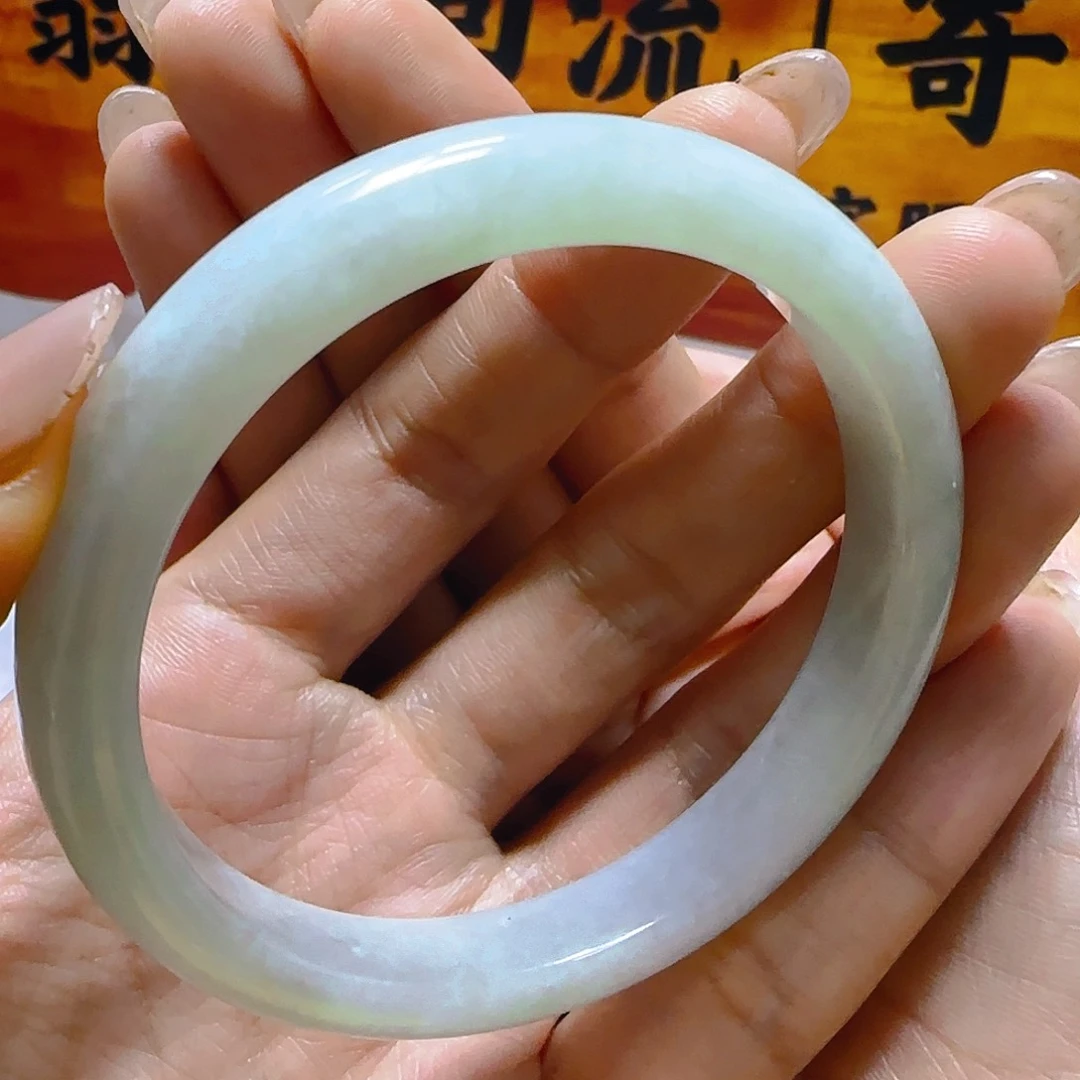 翡翠手镯未镶嵌翡翠150