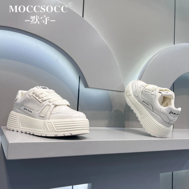 MOCCSOCC板鞋男轻奢秋冬加绒小白鞋厚底增高鞋时尚百搭休闲运动鞋