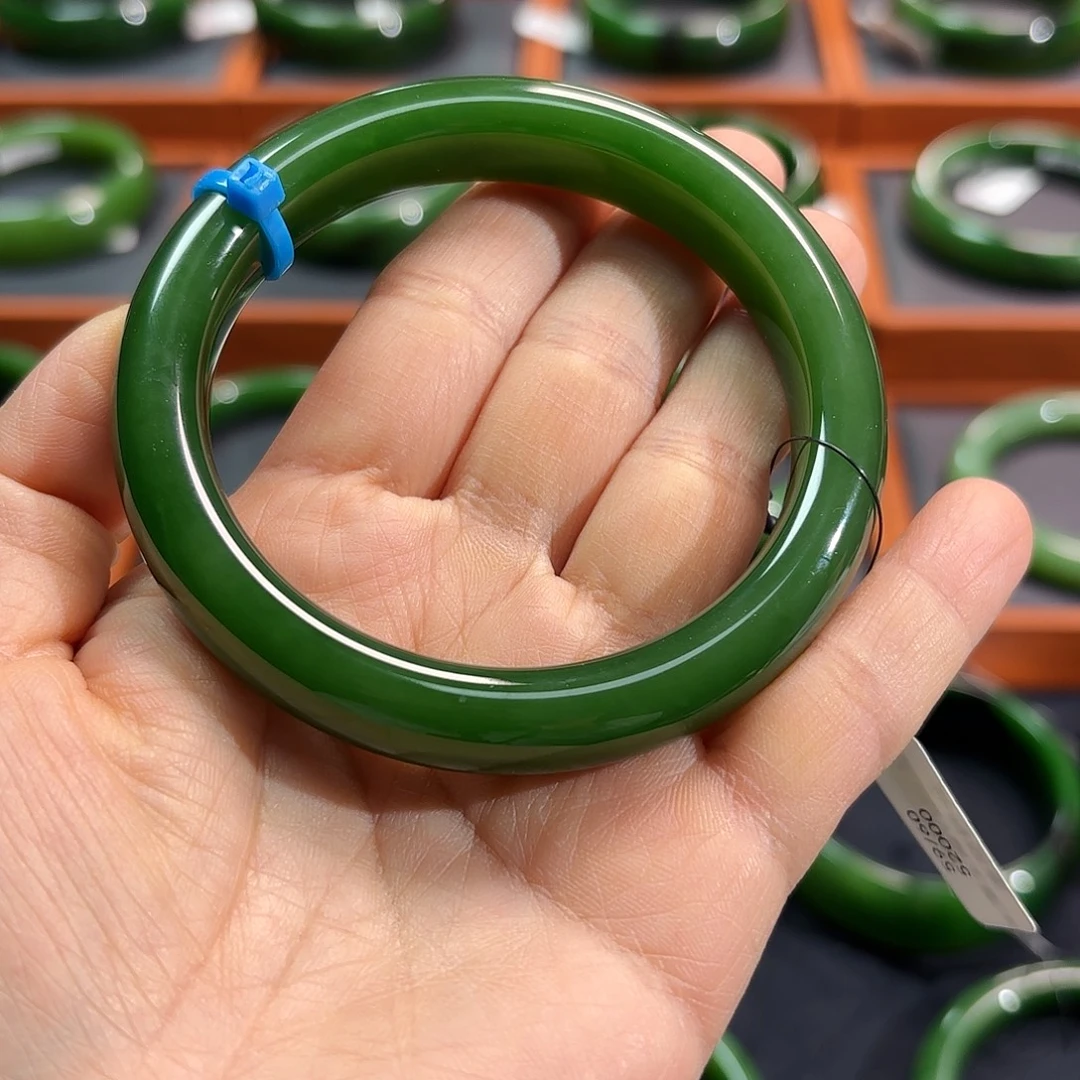 和田玉（碧玉）未镶嵌手镯碧玉老菠菜