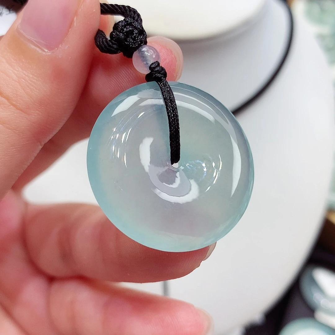 颈饰未镶嵌翡翠翡翠81，27.3/5.6