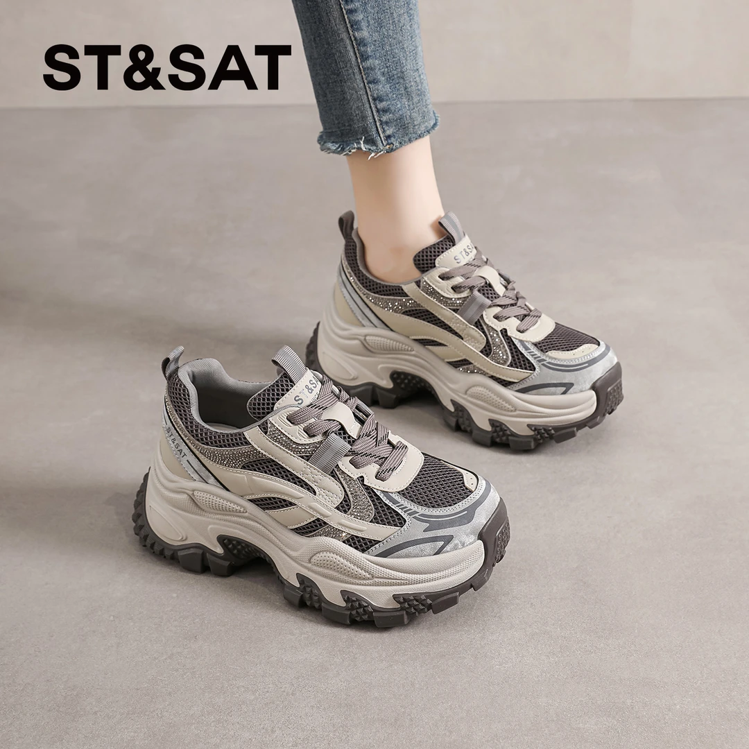 星期六老爹鞋女2025秋季新款厚底显脚小女鞋增高休闲运动鞋子爆款