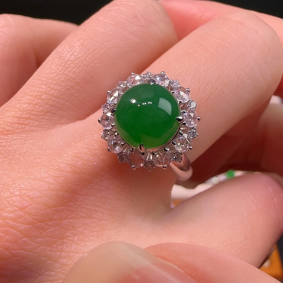 翡翠18K金镶嵌戒指