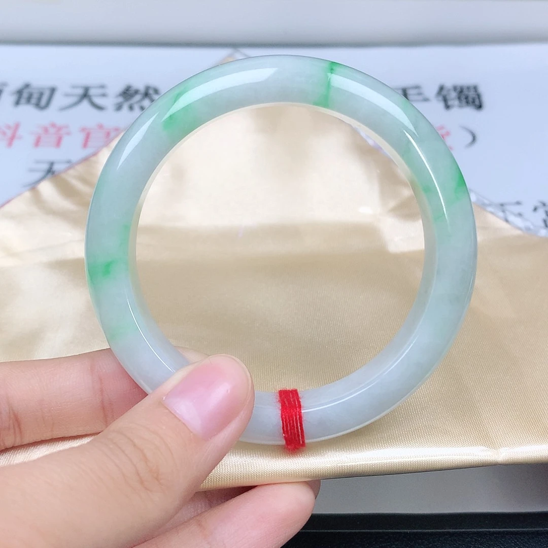 翡翠手镯未镶嵌8011正