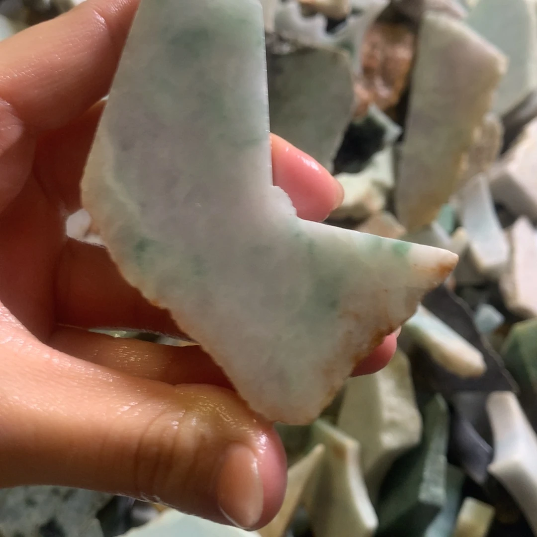 翡翠颈饰未镶嵌缅甸翡翠