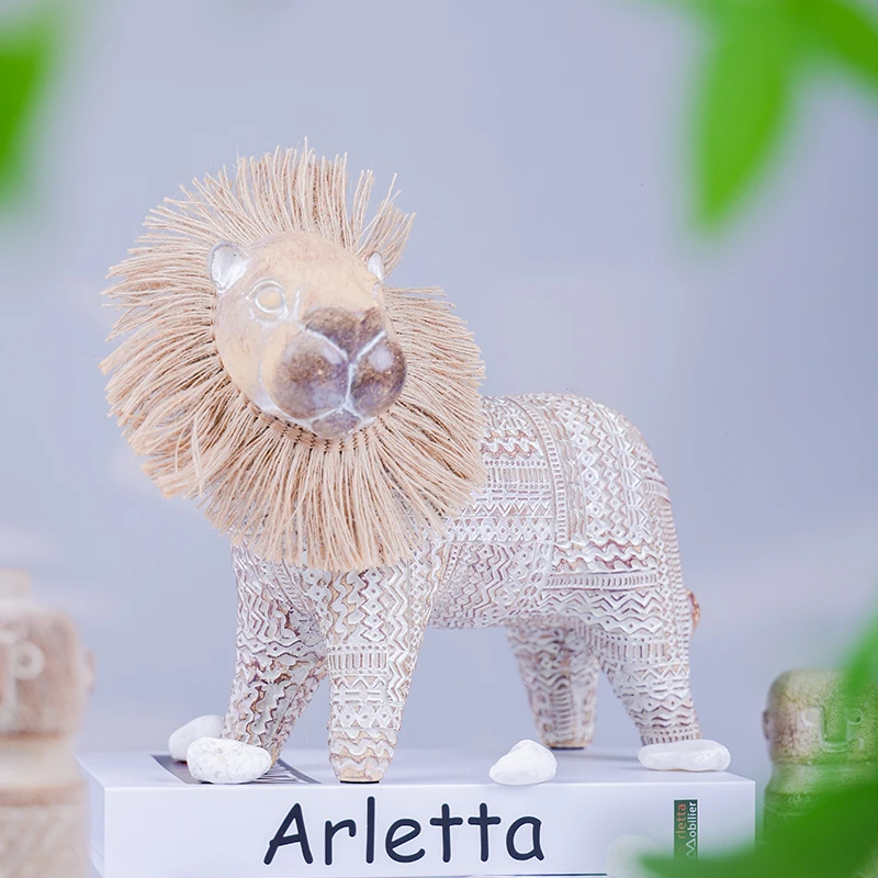 仿亚麻草树脂可爱风小狮子工艺品家居摆件桌面办公室玄关客厅装饰