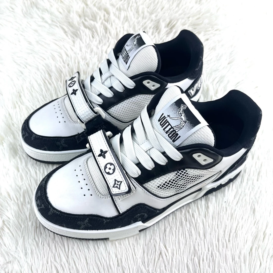 99新 LouisVuitton/路易威登 Trainer 黑白熊猫魔术贴38码