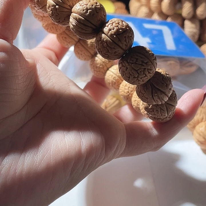 用***6吊坠桃核桃核手串玲珑塔48