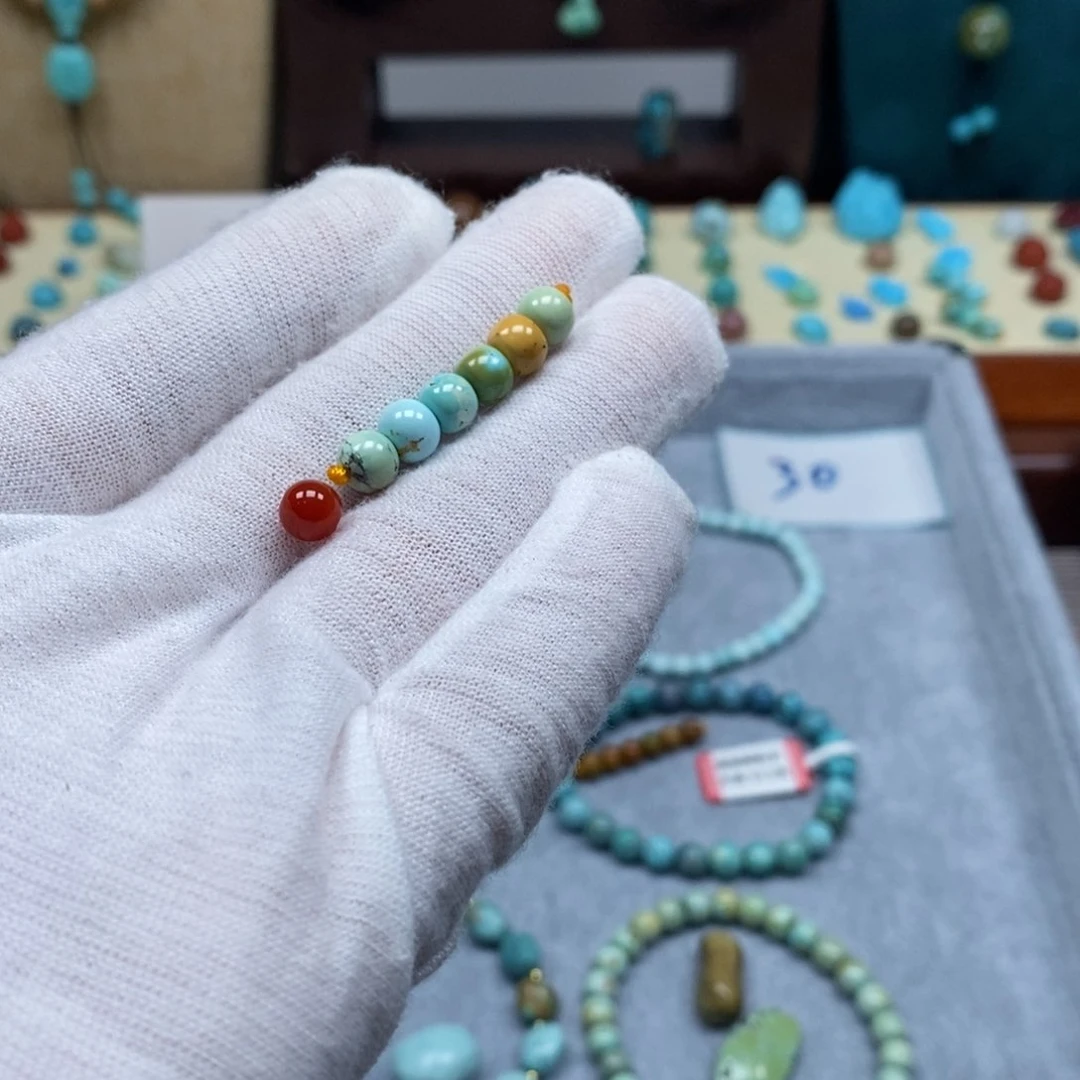 未镶嵌配饰南红玛瑙