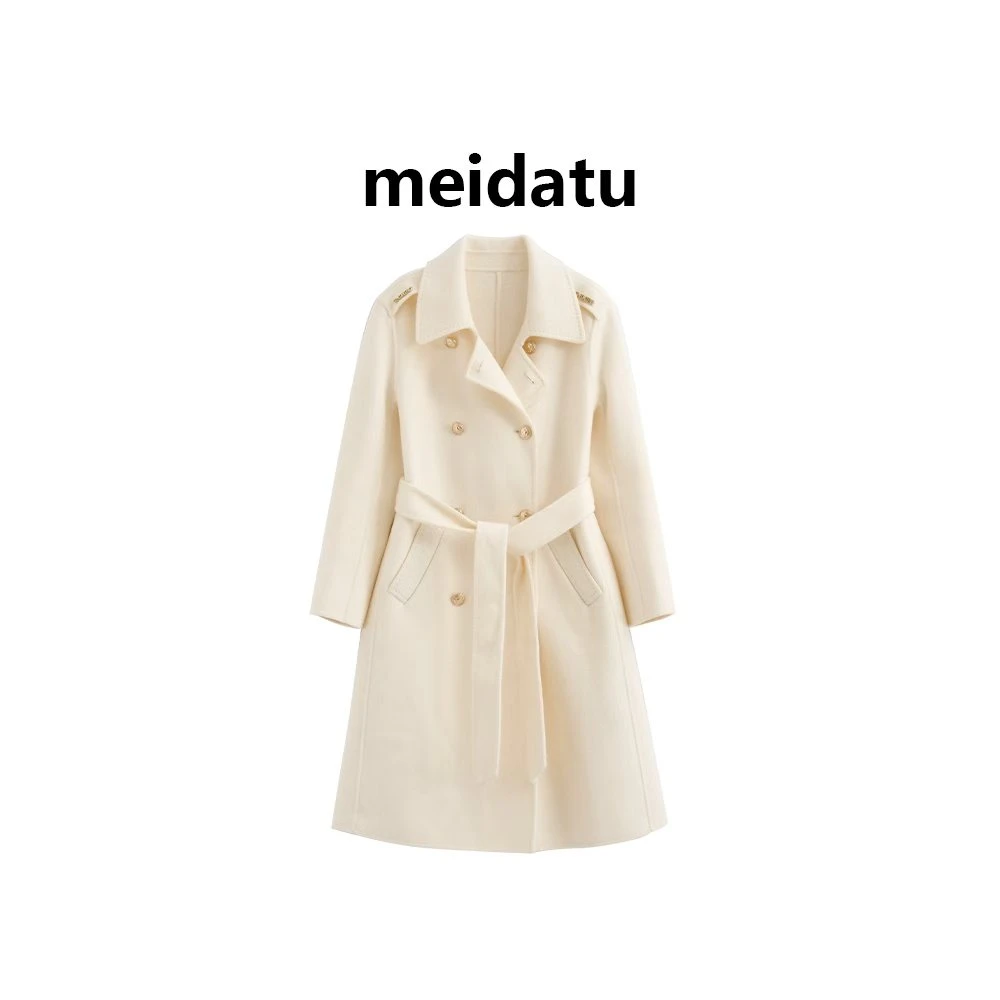 美哒兔(雪国千金)经典双排金扣翻领长款大衣CD855-H