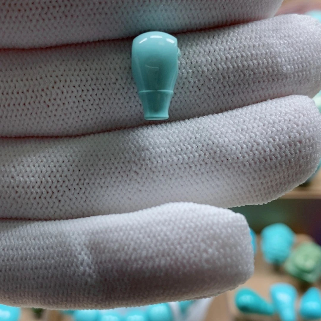 绿松石珠宝奇石未镶嵌是****半