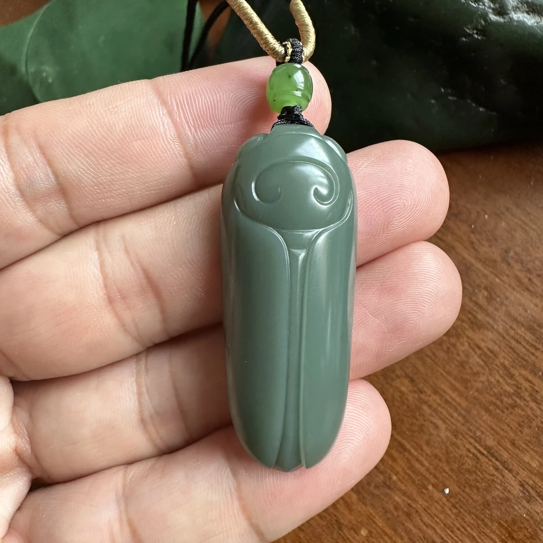 集色堂新疆和田玉且末夹层料特细沙枣青瓷蓝苏工一鸣惊人12g