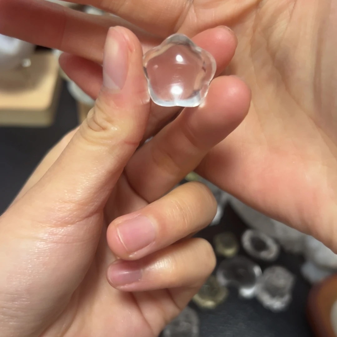 玛瑙/玉髓未镶嵌珠宝奇石