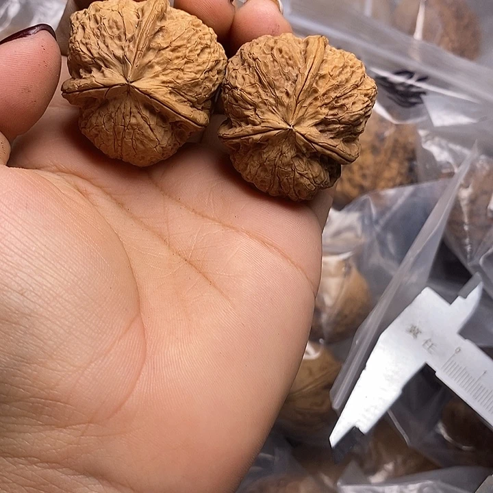 文玩核桃把件     116