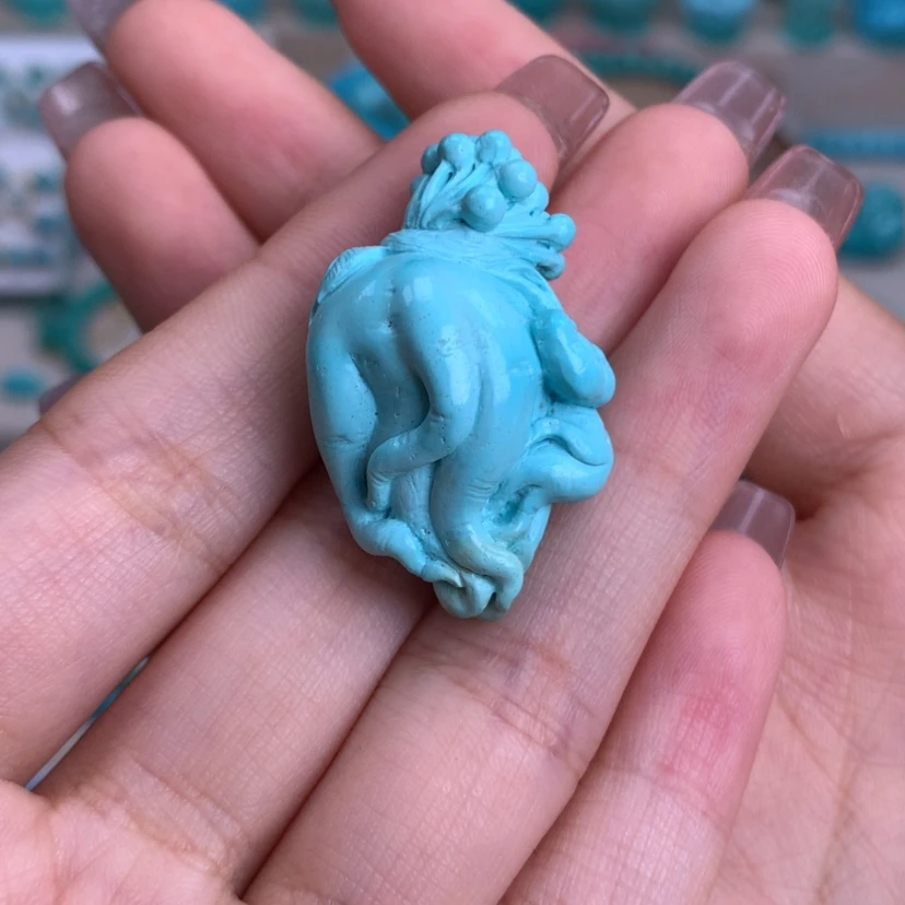 【闪购商品】绿松石未镶嵌雕刻人参