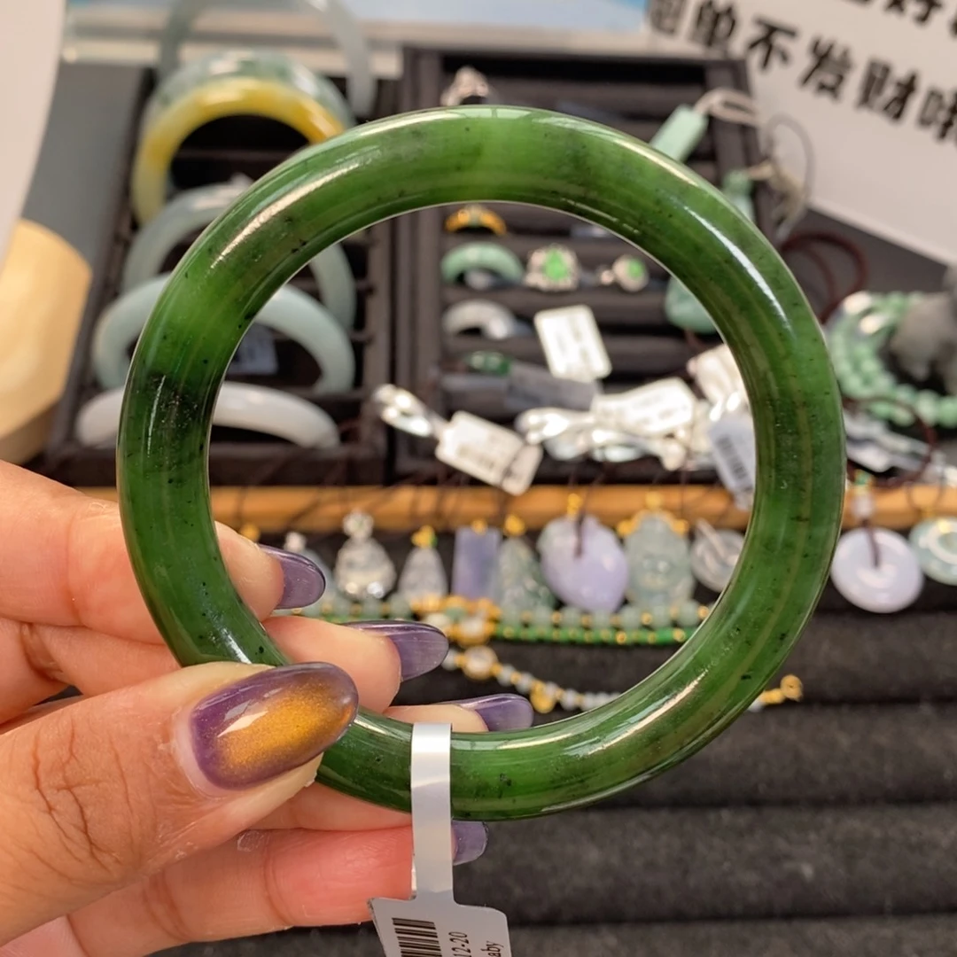 未镶嵌手镯和田玉（糖玉）