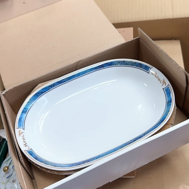 用****9瓷器。 瓷器。