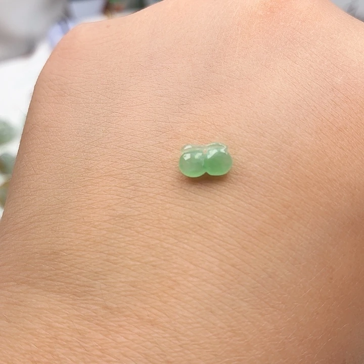 颈饰未镶嵌翡翠樱桃