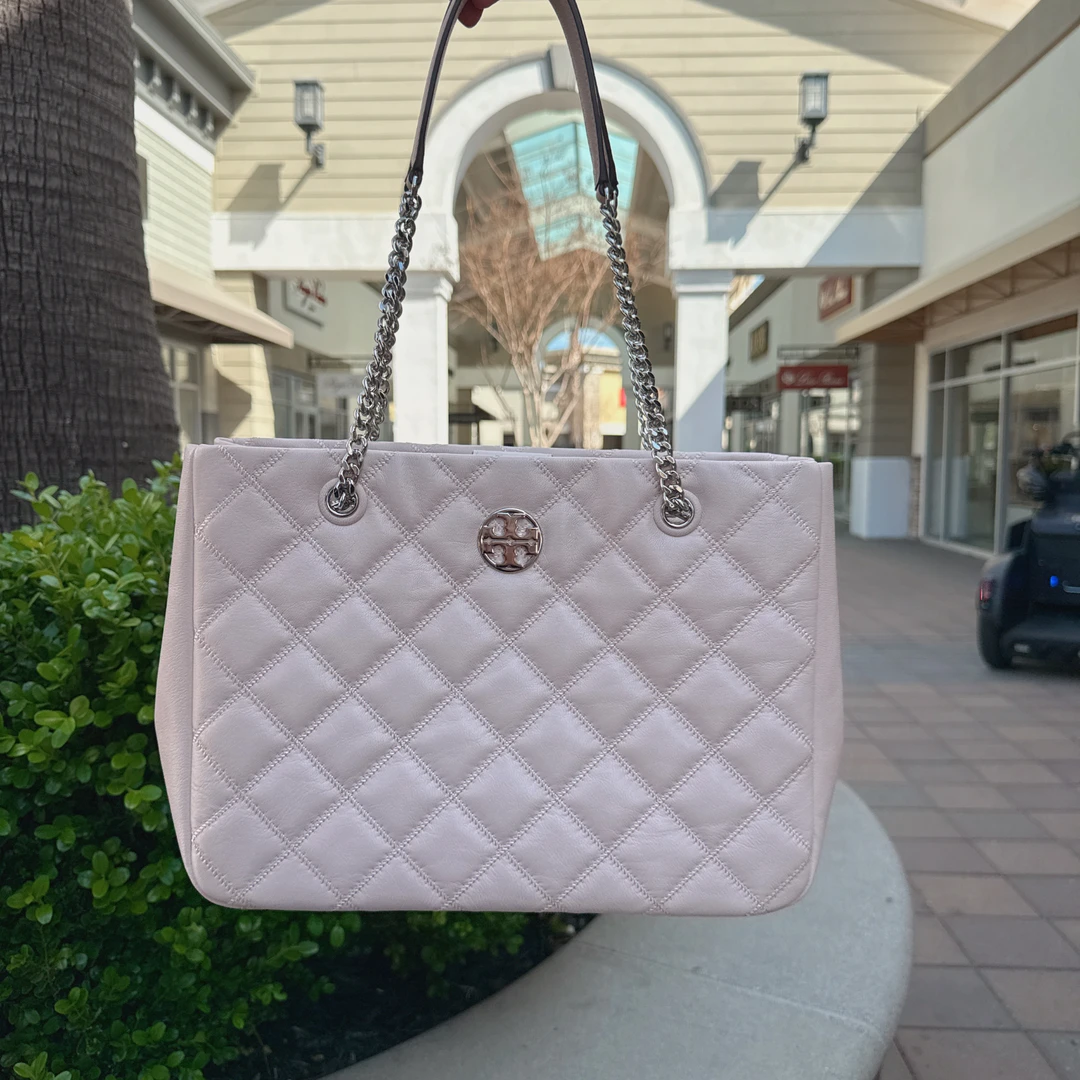 TORY BURCH/汤丽柏琦樱花粉菱格Willa小香风开口托特包