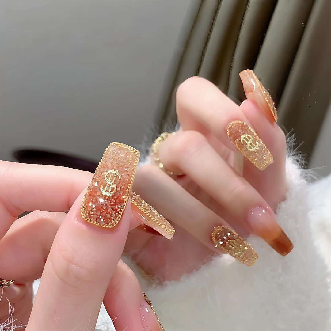 香槟色气质财阀千金美甲奢华微钻网红超细链天轻奢穿戴甲戴后不退