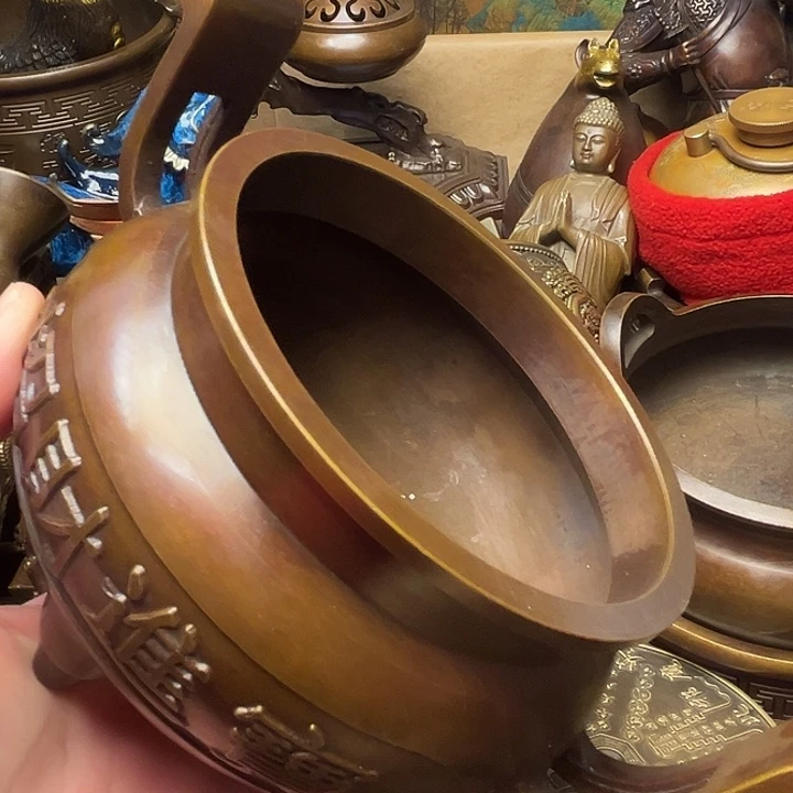 精美铜器批发档口