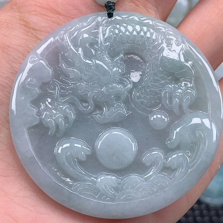 颈饰未镶嵌翡翠龙牌吊坠